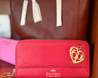 JUICY COUTURE