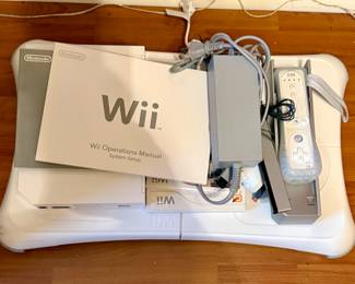 WII GAMING SYSTEM