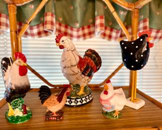 CHICKENS, HENS AND ROOSTERS