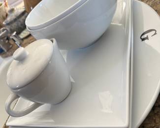Crate n Barrel everyday service