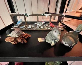 Bird art and figurines
