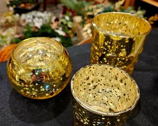 Golden tea lights