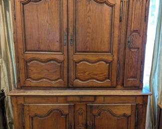 Stunning hutch, art nouveau