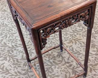 Beautiful table/plant stand