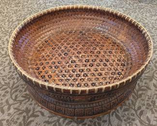 Tea collecting basket, statement piece