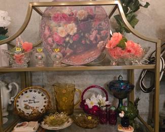 Beautiful glass & decor.