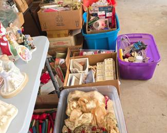 Totes full of beautiful Christmas