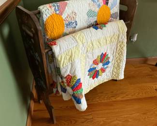 Quilts; Quilt Rack