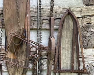 Old Traps & Hide Stretchers