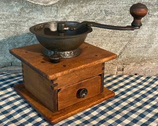 Wooden & Cast Iron Coffee Grinder