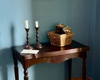 Game table