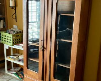 Book case, curio cabinet