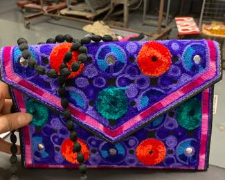 Summer flowers on this cute bag