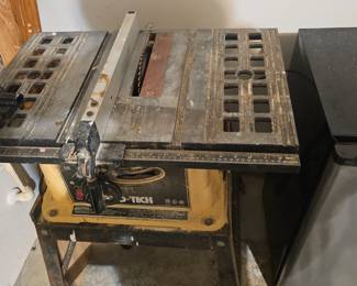 Table saw