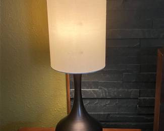 #80 $60.00 Metal pair of MCM style lamps 24Tx8