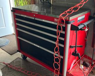 #116 - $226.00 Milkwaukee 40" mobile work station steel top
if tools in drawer - price will go up