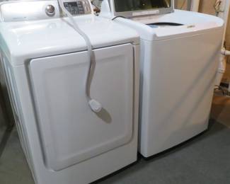 Excellent condition Samsung washer and dryer.