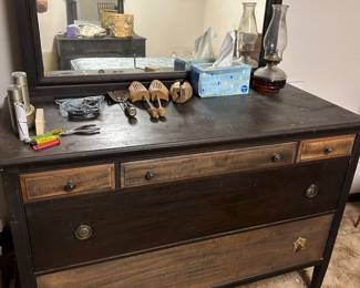 Antique dresser
Available for purchase now, please call Bill Anderson 615-585-9301