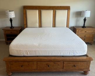 Aspenhome King size platform bed frame & Tempurpedic mattress