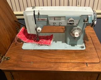 Dressmaker sewing machine