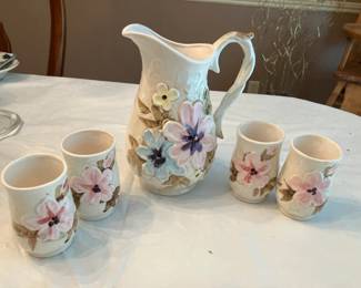 Pitcher w 4 glasses