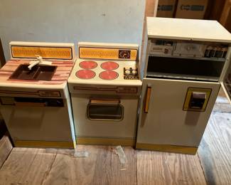 Vintage 1970's Wolverine Rite Hite toy sink, toy stove, toy refrigerator