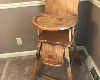Maple convertible table