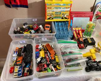 Hot Wheels, Matchbox, etc.