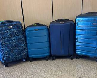 PC117Four piece mystery suitcase haul