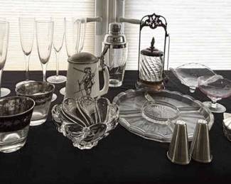 PC187Vintage Cocktails And Appetizers