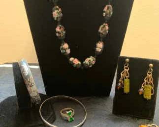 PC148VAsian Style Jewelry