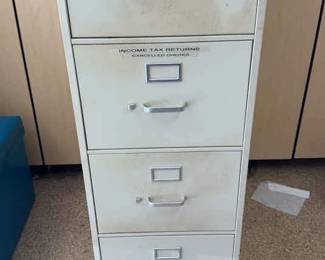 PC202Filing Cabinet On Wheels