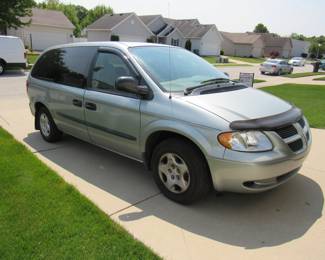 2003 Dodge Caravan good condition