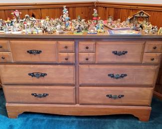 Small chest w/ Charming Tails