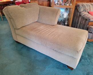 Chaise lounge