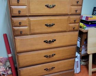 Chest of drawers