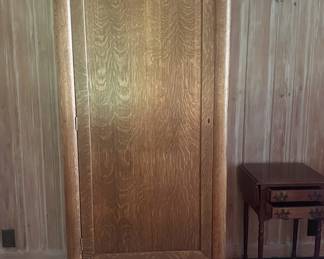 Compact footprint: ideal for modern homes or apartments adds vintage flair- Joseph Horne's PA