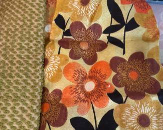 Retro curtains and blankets 