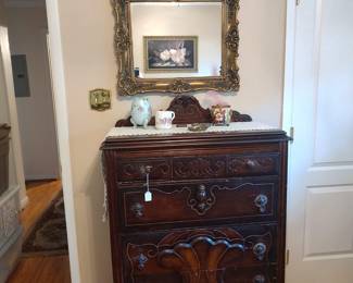 Vintage chest of drawers