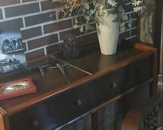 1960s Magnavox stereo console.