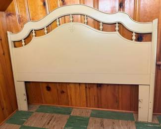 4900 Full Painted Bed Framemin