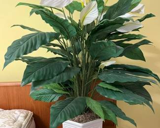 4900 Faux Peace Lily Decormin