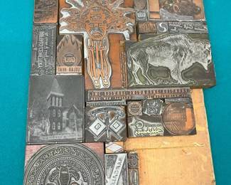 4900 Vintage Buffalo Print Block Wall Decormin
