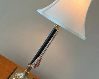 4900 Ornate Tassel Table Lampmin
