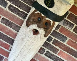 4900 Wooden Captain Wall Decormin