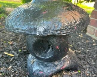 4900 Mushroom Small Pagoda min