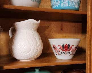 Vintage Pyrex, Fire King, Fiesta, and more