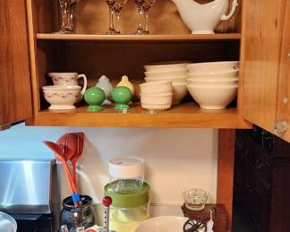 More vintage, antique, and modern kitchen ware