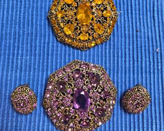 Hollycraft pins and earrings