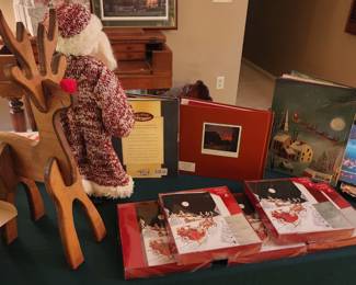 Solid wood reindeer, more cards